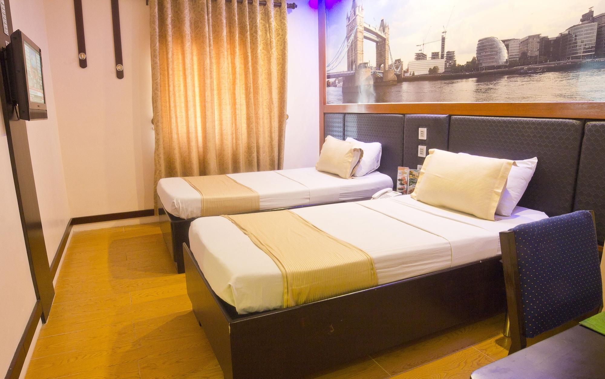 Eurotel Makati Makati City Екстериор снимка