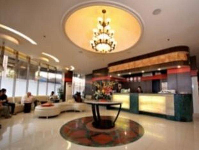 Eurotel Makati Makati City Екстериор снимка
