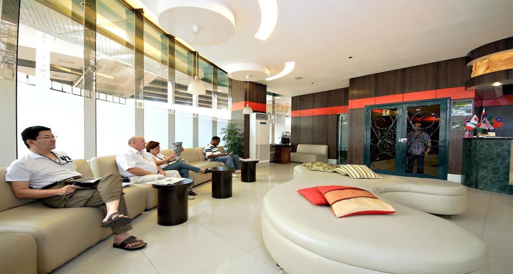 Eurotel Makati Makati City Екстериор снимка